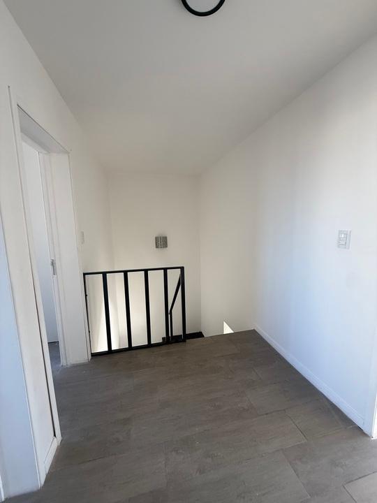 Foto de Duplex en alquiler 3 dormitorios - Solares de Manantiales, imagen 2