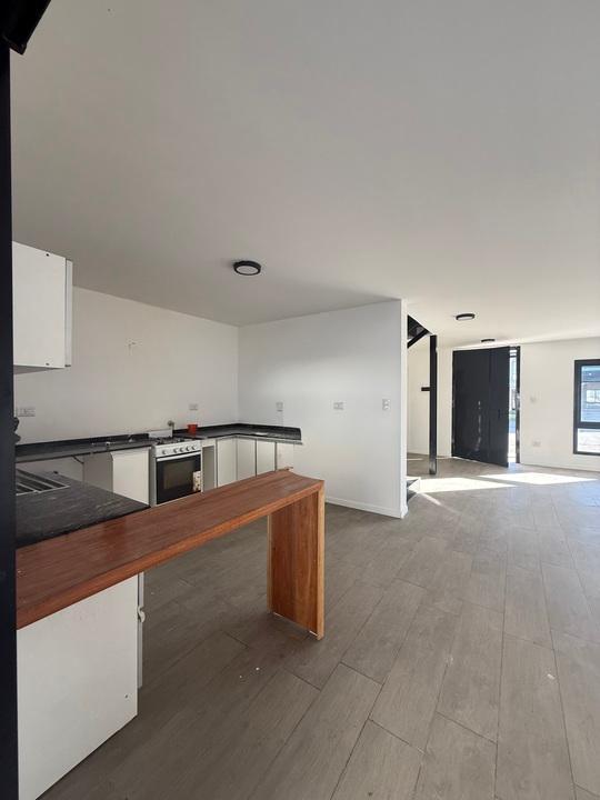 Foto de Duplex en alquiler 3 dormitorios - Solares de Manantiales, imagen 3