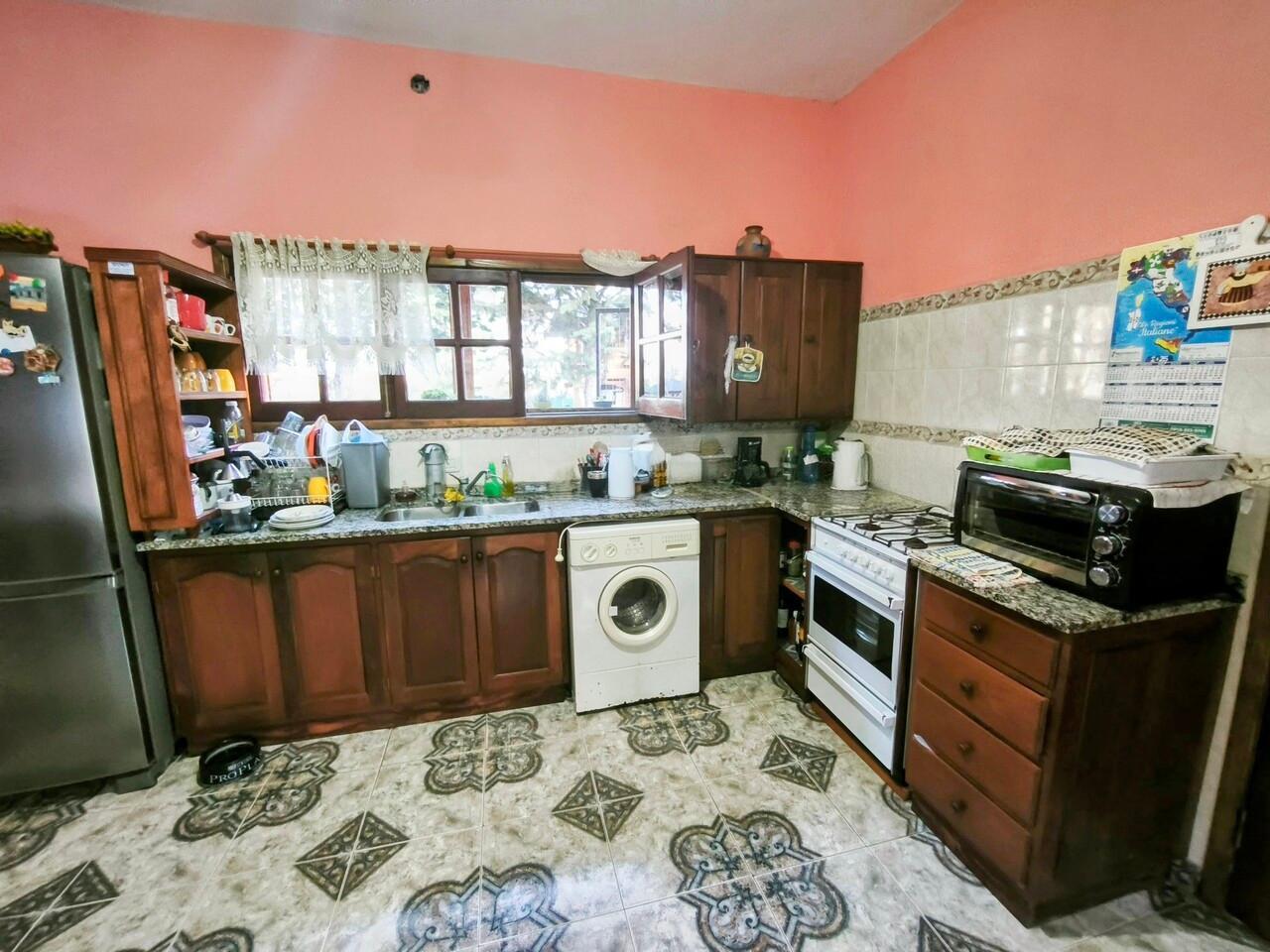 Foto de VENTA CASA DE PIEDRA 3 DORMITORIOS VILLA GIARDINO, imagen 2