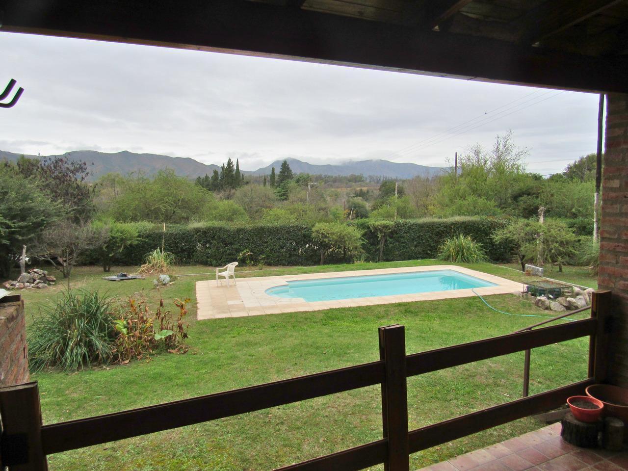 Foto de VENTA CASA 3 DORMITORIOS SIERRAS de CORDOBA CON PILETA, imagen 3