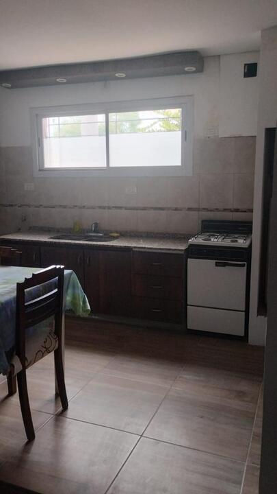 Foto de Alquiler Casa 2 Dorm. con Cochera en B° San Martin, imagen 5