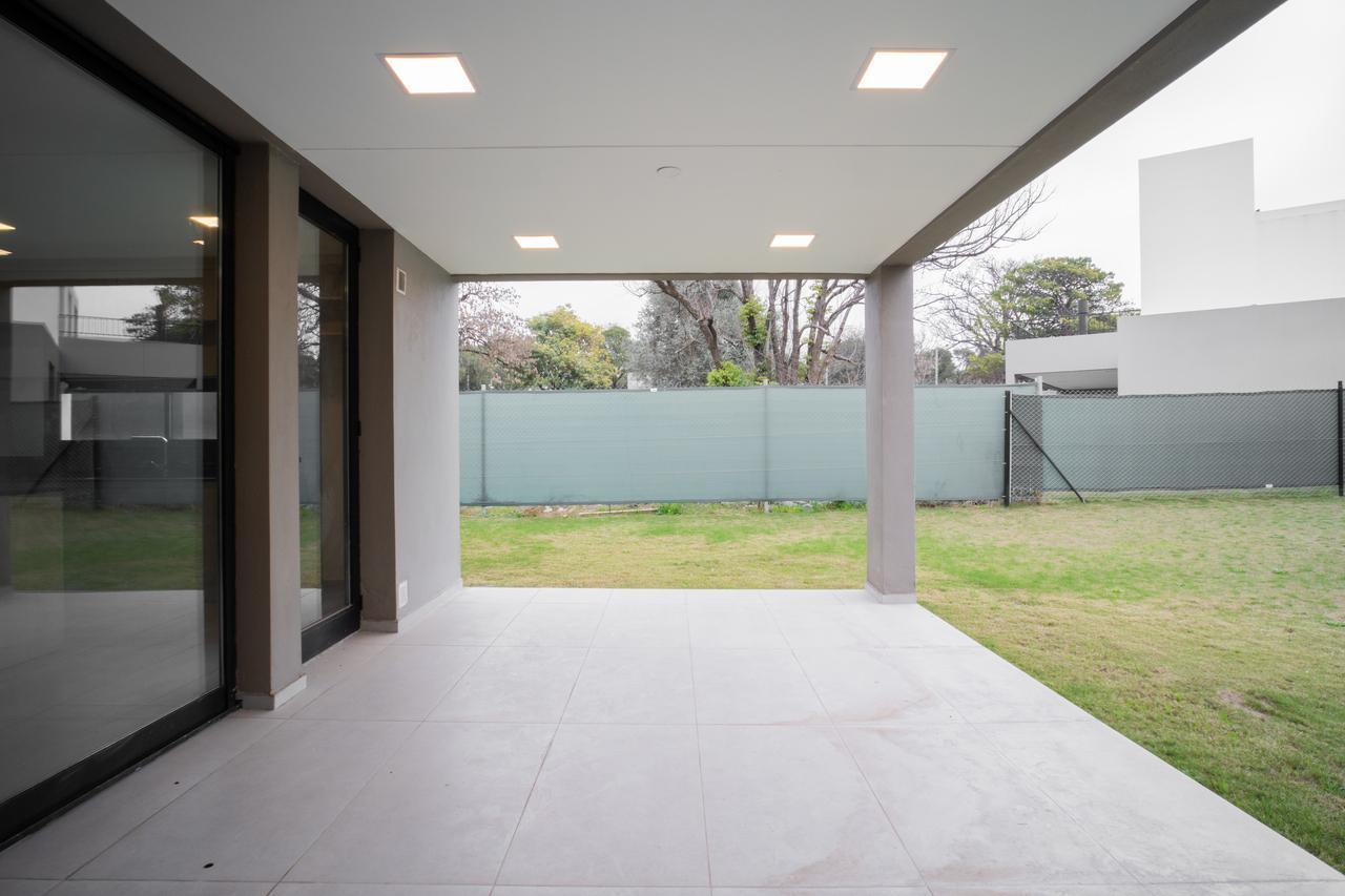 Foto de Villa Warcalde Venta Casa a ESTRENAR 3 dorm Barrio Privado, imagen 5