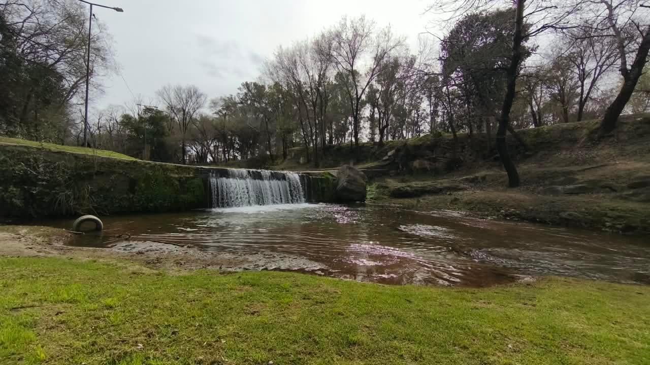 Foto de VENTA CASA DE CATEGORÍA CON PILETA - ALTA GRACIA, imagen 4