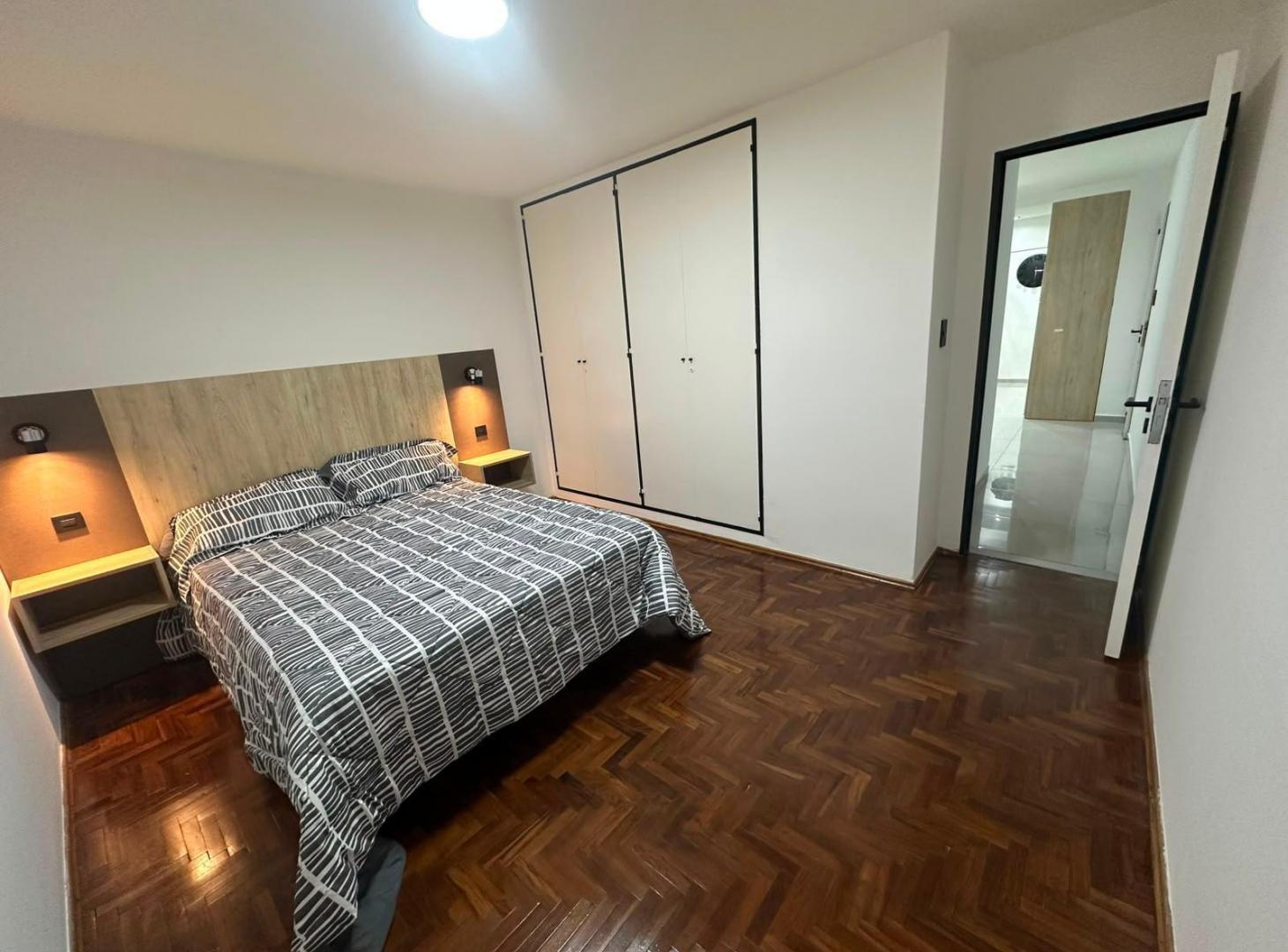 Foto de OPORTUNIDAD EN VENTA! DEPARTAMENTO 1 DORMITORIO AMOBLADO- CENTRO, imagen 4