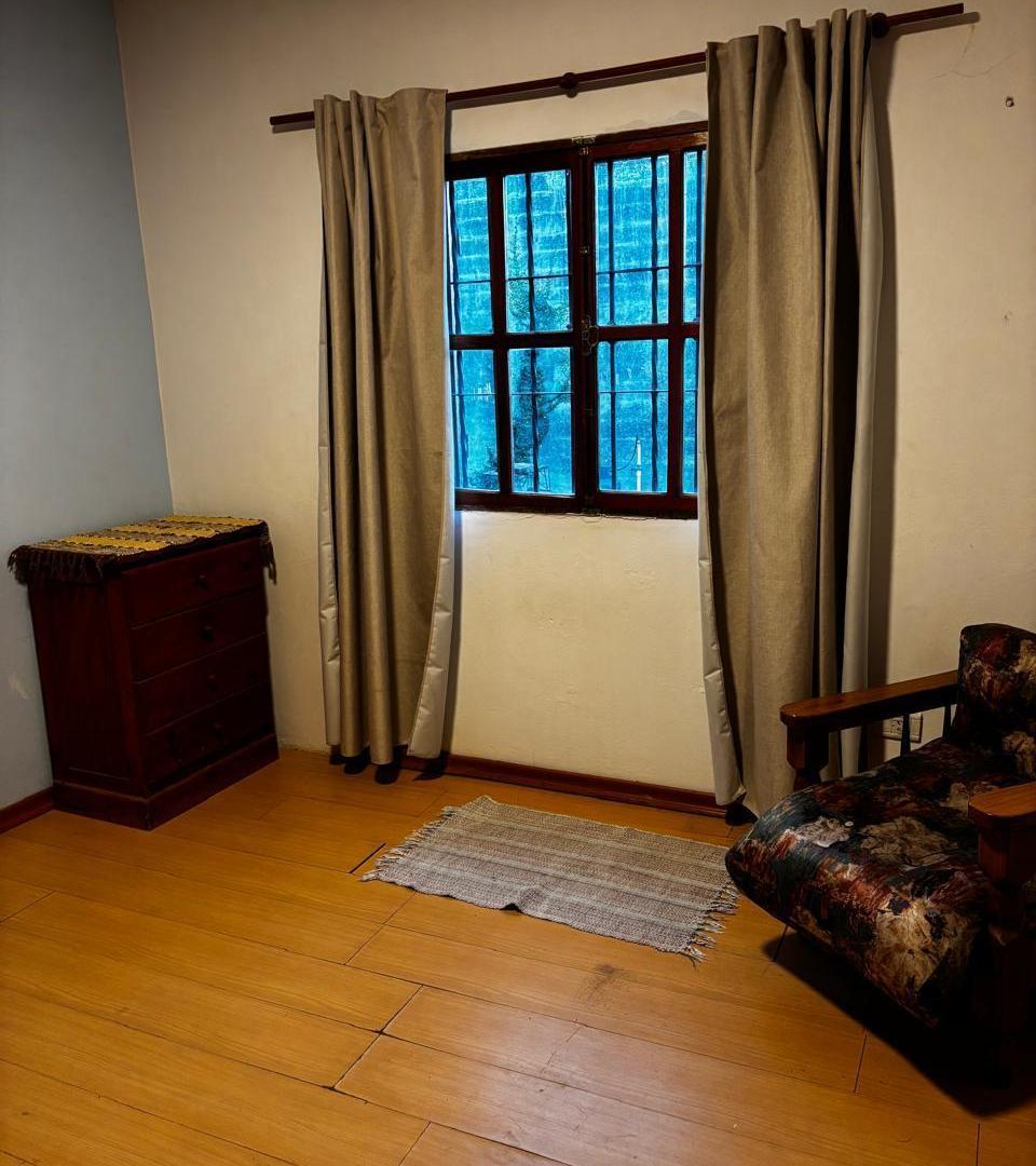 Foto de Venta Casa 3 Dorm. + estudio, 250 m2 cubiertos, 1.600 m2 de terreno, en, imagen 2