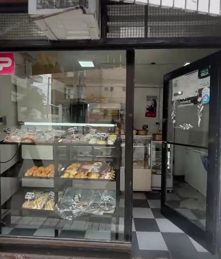 Foto de LOCAL COMERCIAL EN VENTA CON RENTA ACTIVA- IDEAL INVERSOR, imagen 3