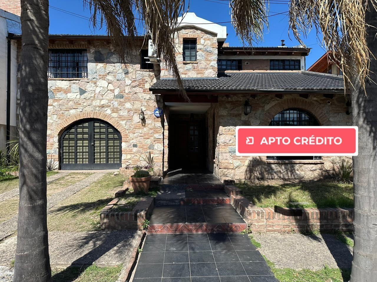 Foto de Venta de casa en urca. 4 dormitorios. Dependencia de servicio. Pileta, imagen 1