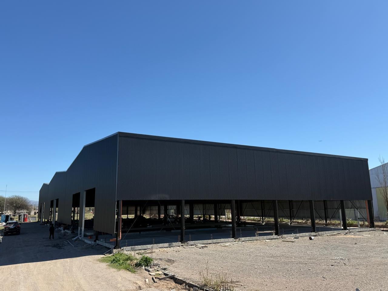 Foto de GALPÓN INDUSTRIAL EN VENTA DE 750 M² – RUTA NACIONAL 9 – JUÁREZ CELMAN, imagen 5