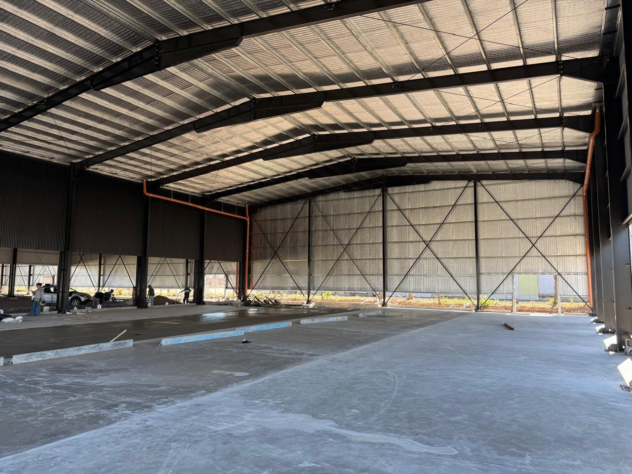 Foto de GALPÓN INDUSTRIAL EN VENTA DE 750 M² – RUTA NACIONAL 9 – JUÁREZ CELMAN, imagen 2