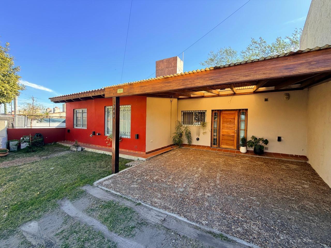 Foto de CASA 3 DORMITORIOS, PATIO Y PILETA, imagen 1