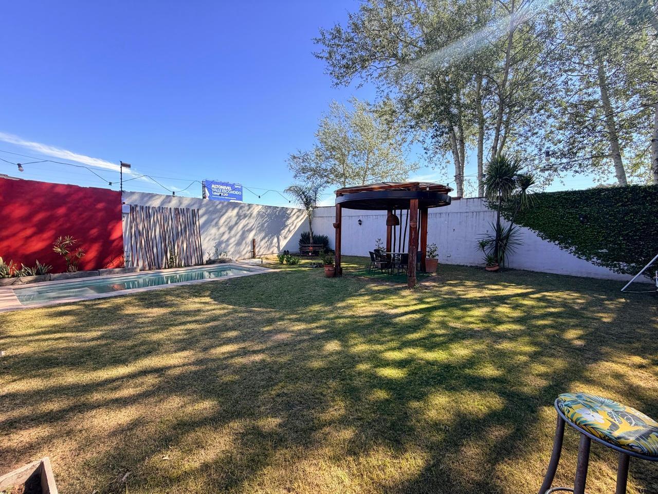 Foto de CASA 3 DORMITORIOS, PATIO Y PILETA, imagen 3