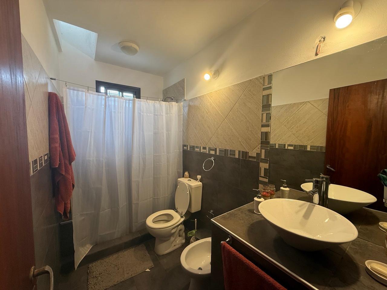 Foto de CASA EN VENTA EN B EL ROSEDAL- 3 DORMITORIOS - 2 BAÑOS, imagen 4