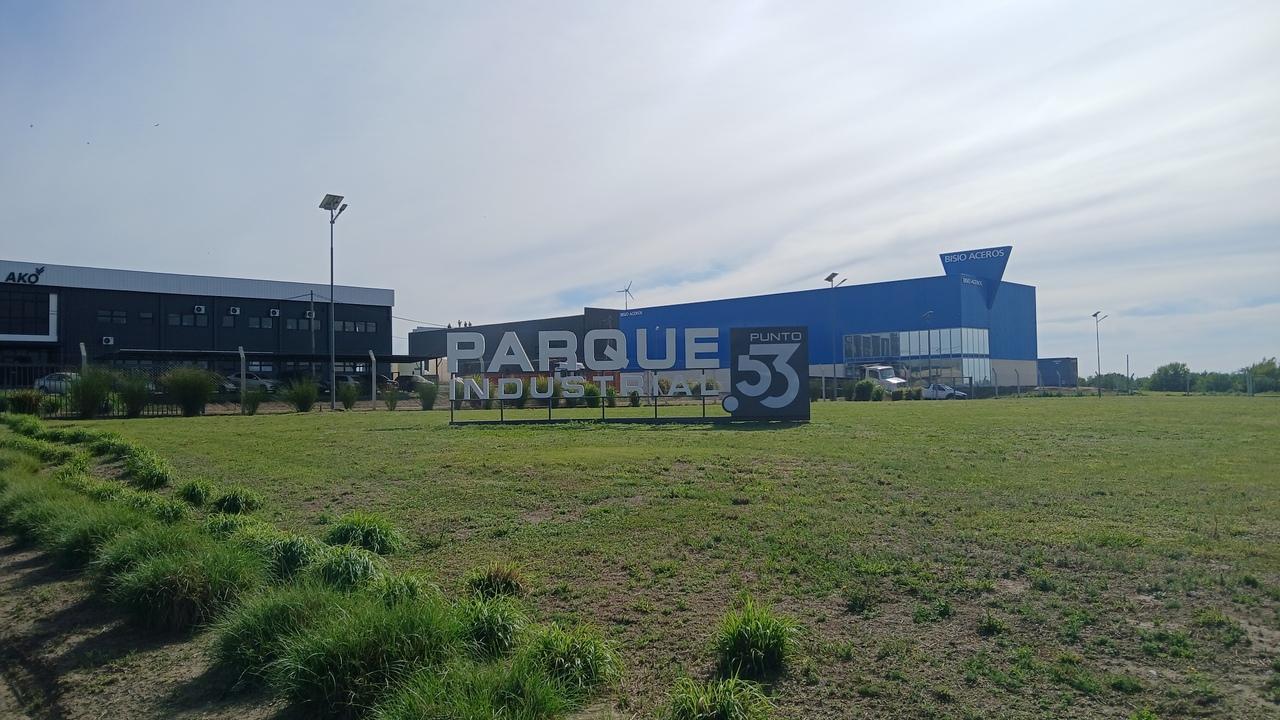 Foto de Galpon en venta de 1000 m2 - Terreno de 3180 m2 - Parque Industrial, imagen 4