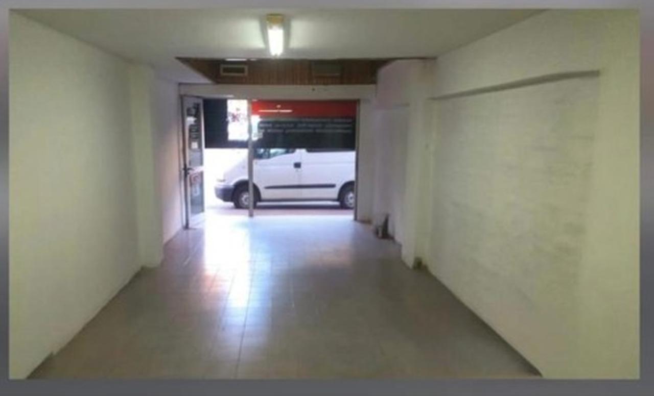 Foto de Local comercial en alquiler 130 m² - Pasaje Emilio Huespe 79, imagen 4