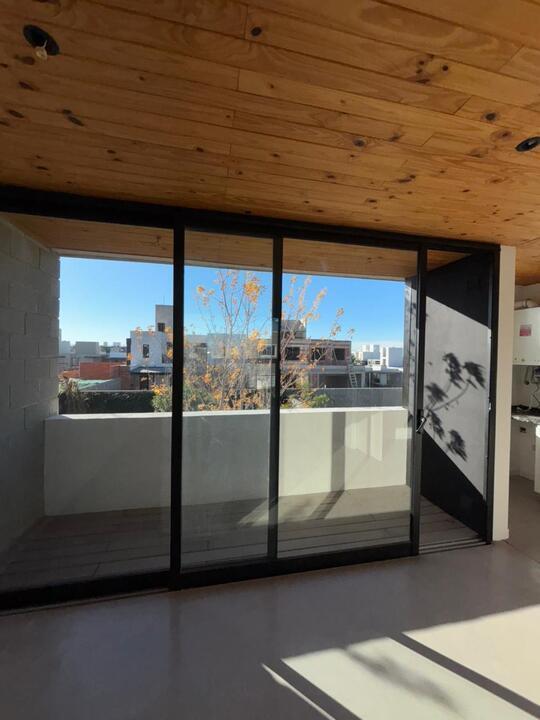 Foto de VENTA / ALQUILER TRIPLEX DOCTA PRIMERA ETAPA - TODOS LOS SERVICIOS, imagen 5