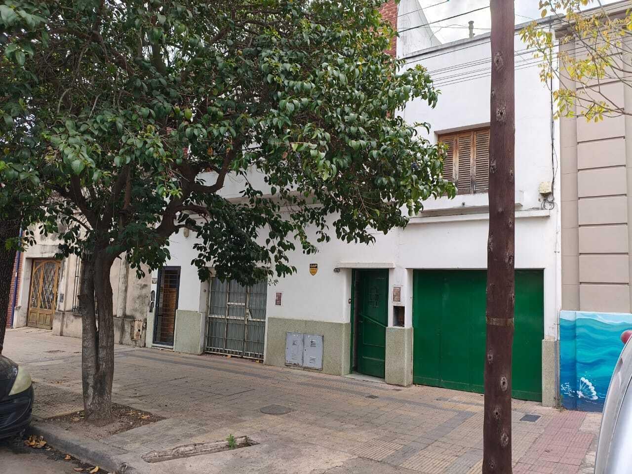 Foto de PH, DOS PLANTAS, 7 HABITACIONES, BARRIO COFICO, imagen 3