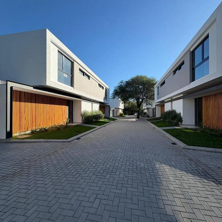 Foto de Casa Premium Housing Marenna - La Carolina - Pileta + Muy luminoso, imagen 2