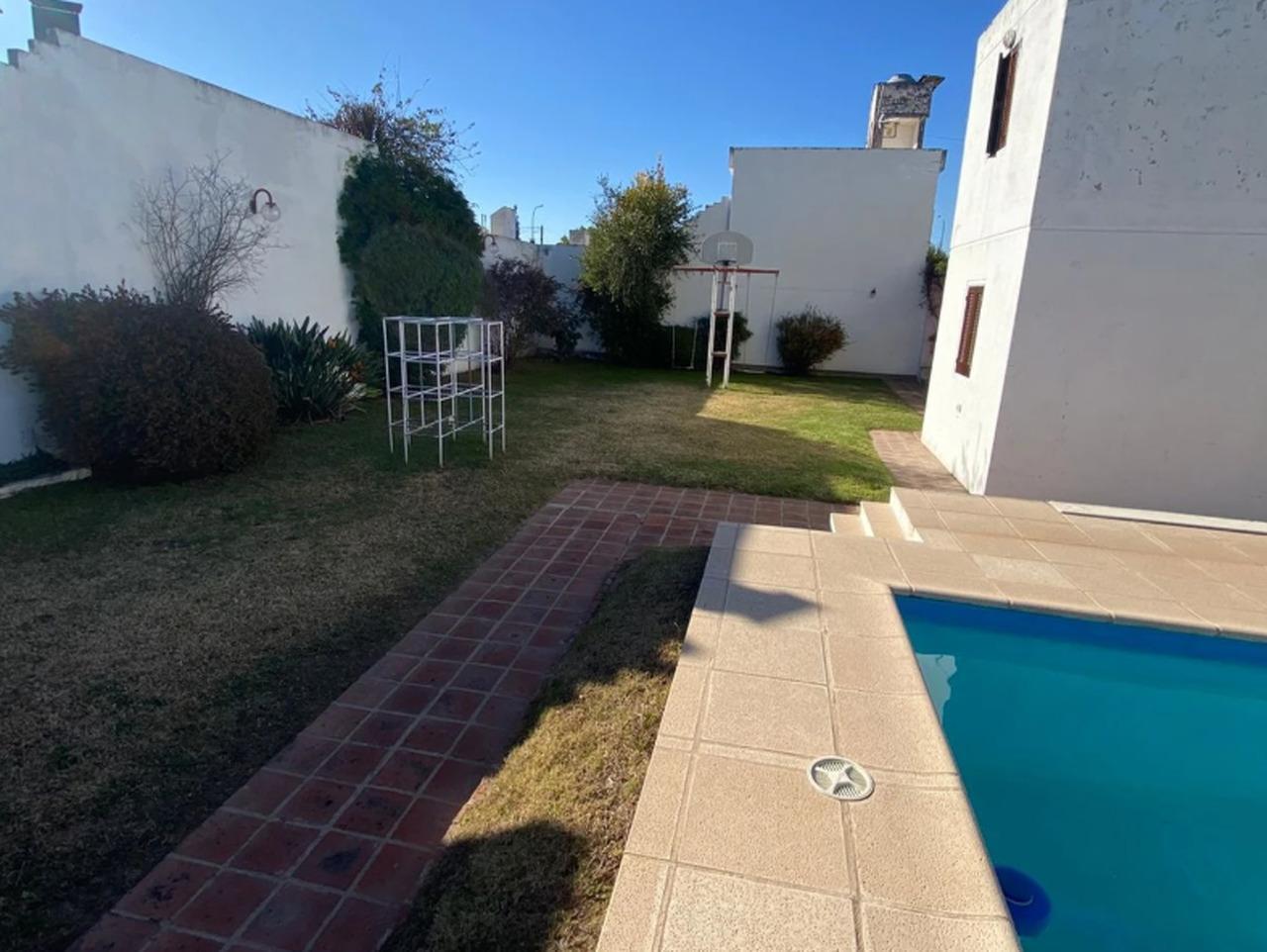 Foto de Lote en la mejor ubicacion de Urca (incluye cochera doble, quincho, imagen 4