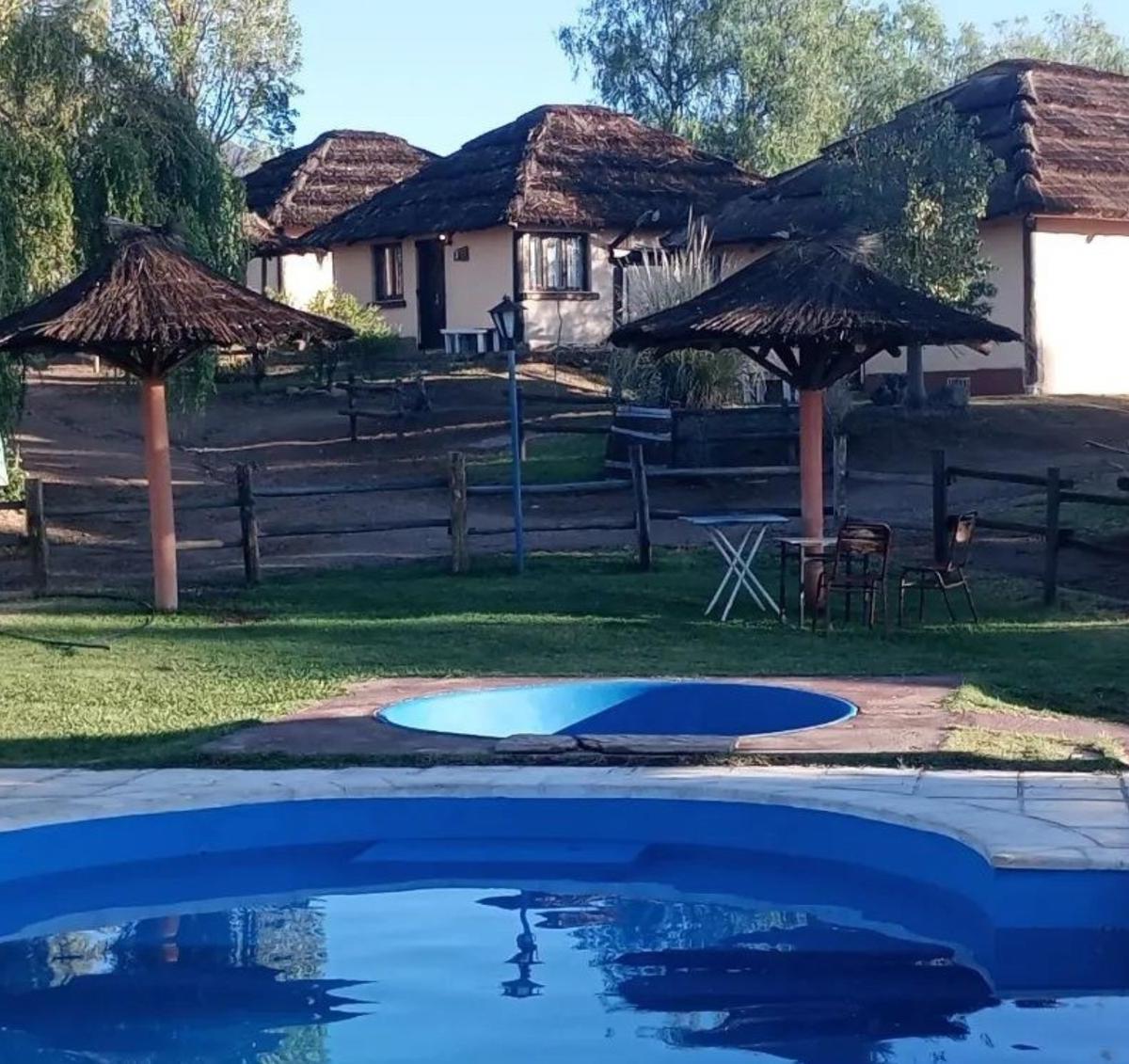 Complejo de Cabañas en Venta en Blanco Encalada 2