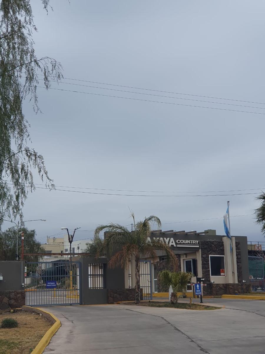 Terreno en Venta en El Challao 2