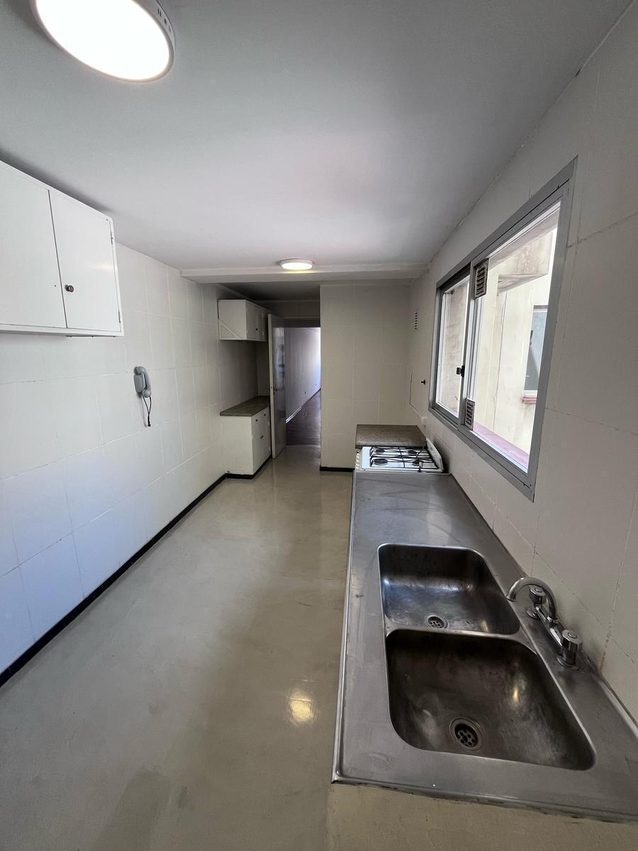 Venta Departamento Centro Mendoza. Oportunidad 3