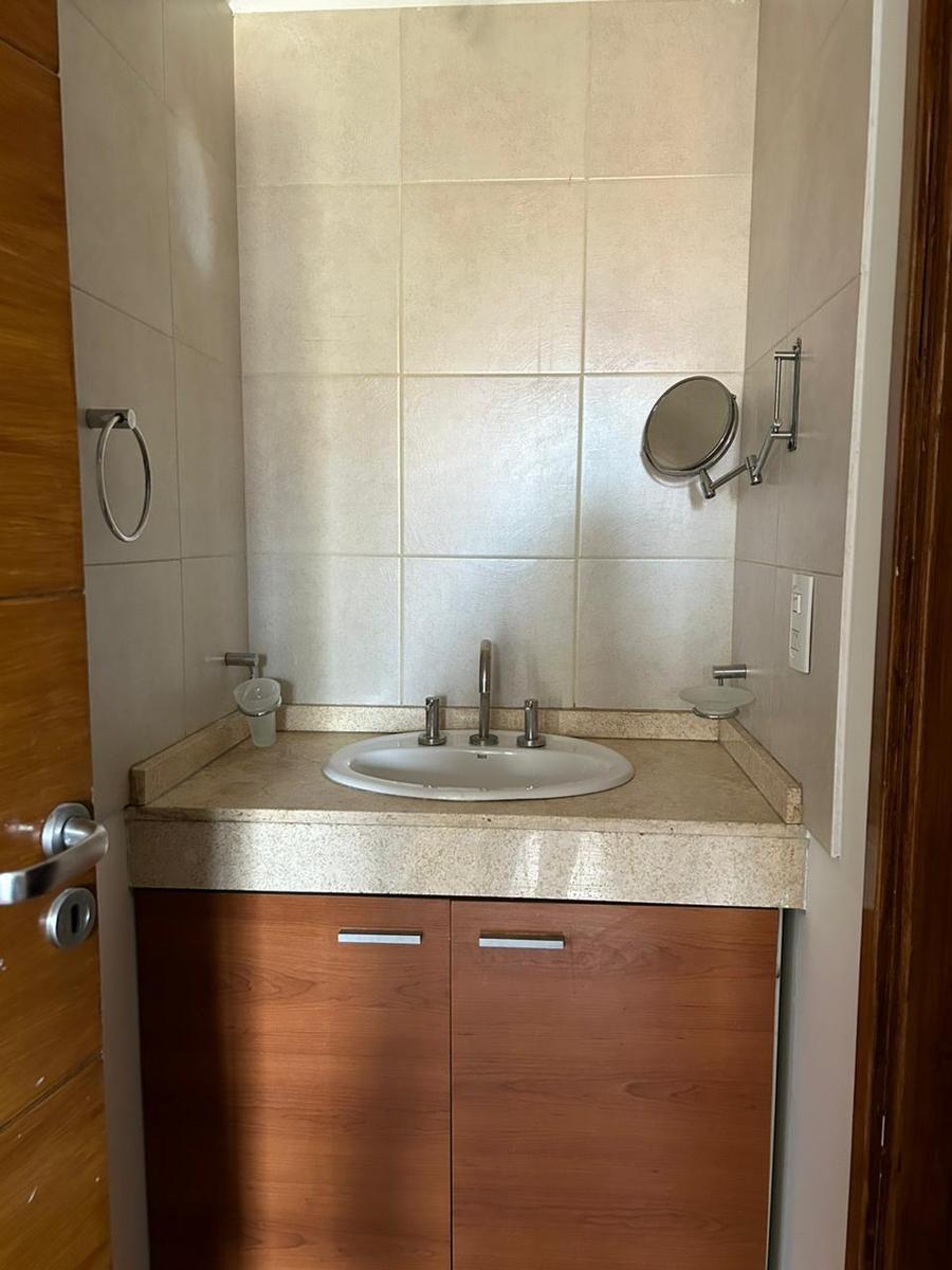 Departamento en Venta en Barrio Bombal 4