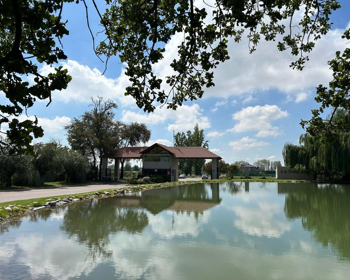 Casa en Venta Barrio Privado La Toscana Vistalba 5