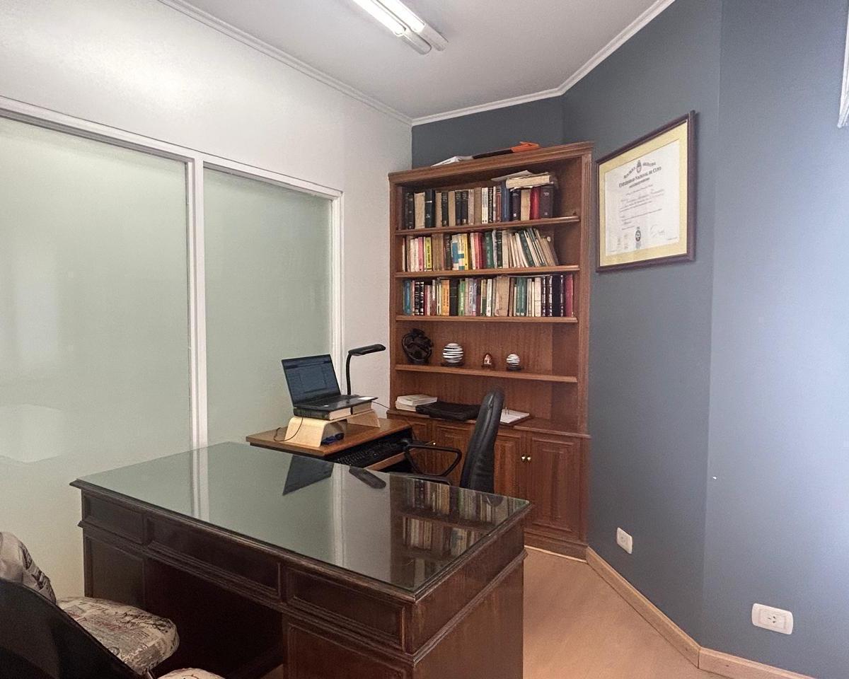 Oficina en Venta Peatonal Sarmiento 3