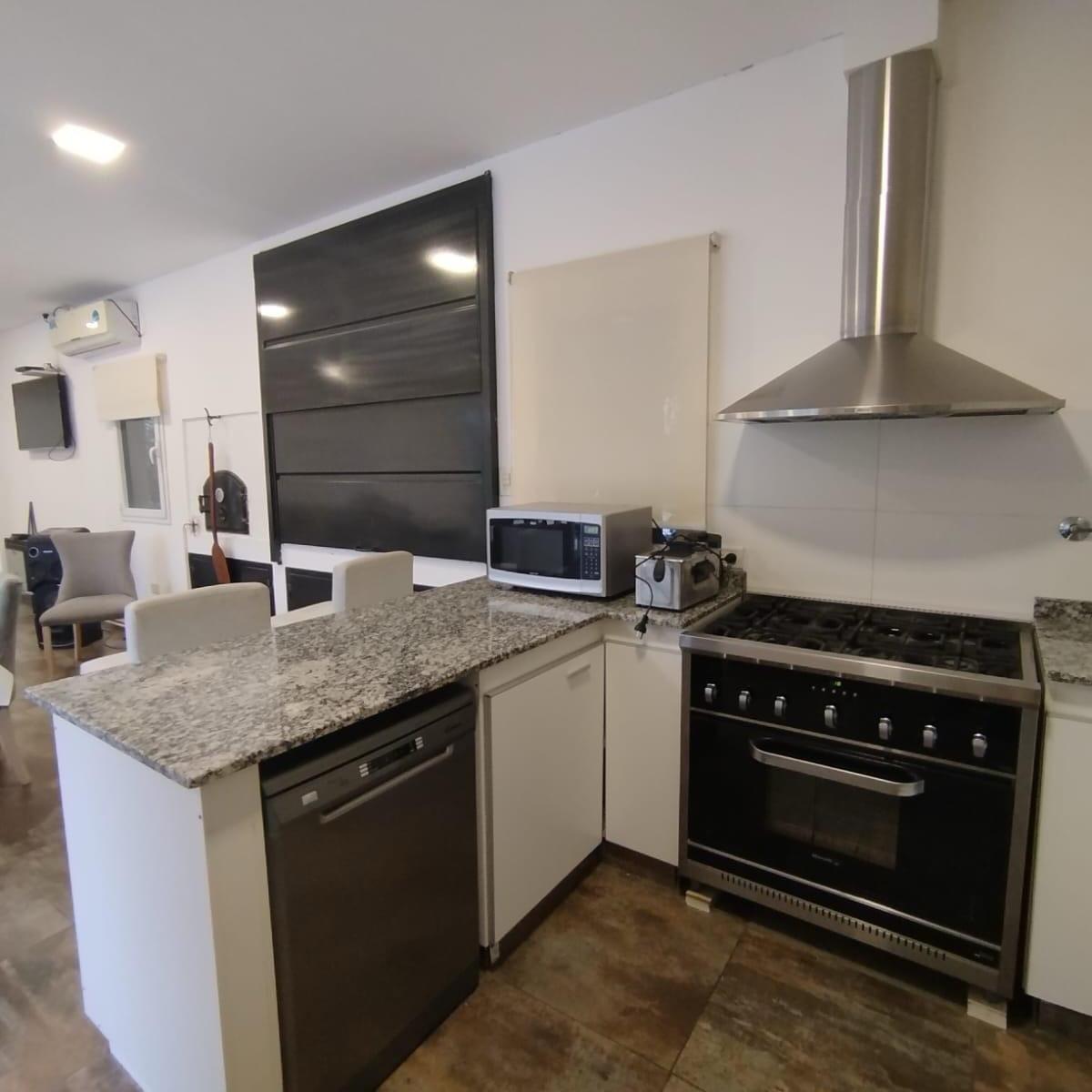 Casa en Venta en Chacras de Coria 3