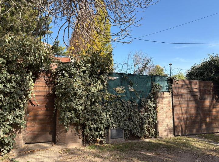 Casa en  venta en CHACRAS DE CORIA 2