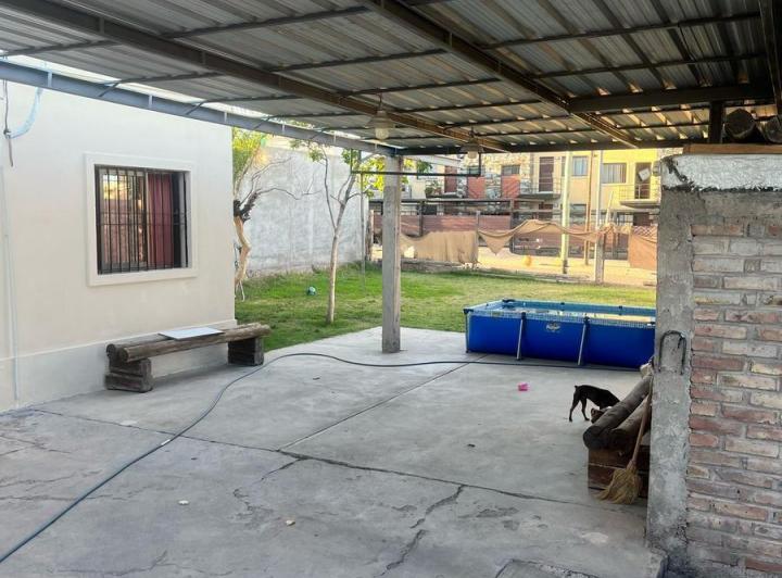 Casa en Venta - Excelente Ubicación Frente a Dalvian 3