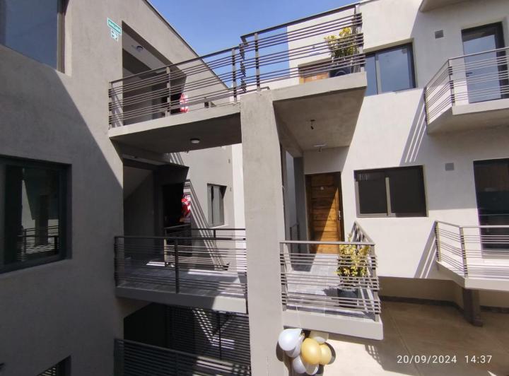 Departamento en  Venta  - Frente a Dalvian Excelente Ubicación 4