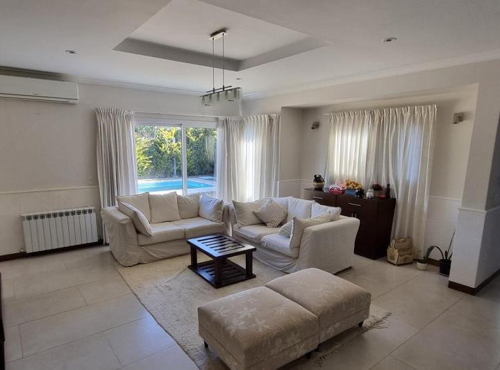 Casa en Las Heras 1