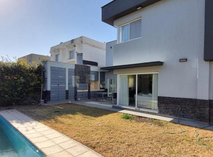 Casa en Las Heras 2