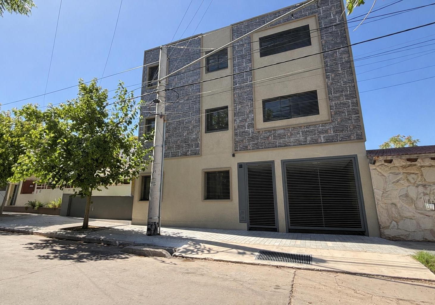 Departamento en venta en Godoy Cruz