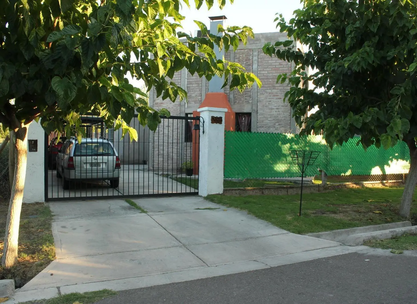 CASA EN VENTA LOS CORRALITOS , GUAYMALLEN , 3 DORMITORIOS , PARQUE , COCHERA 8
