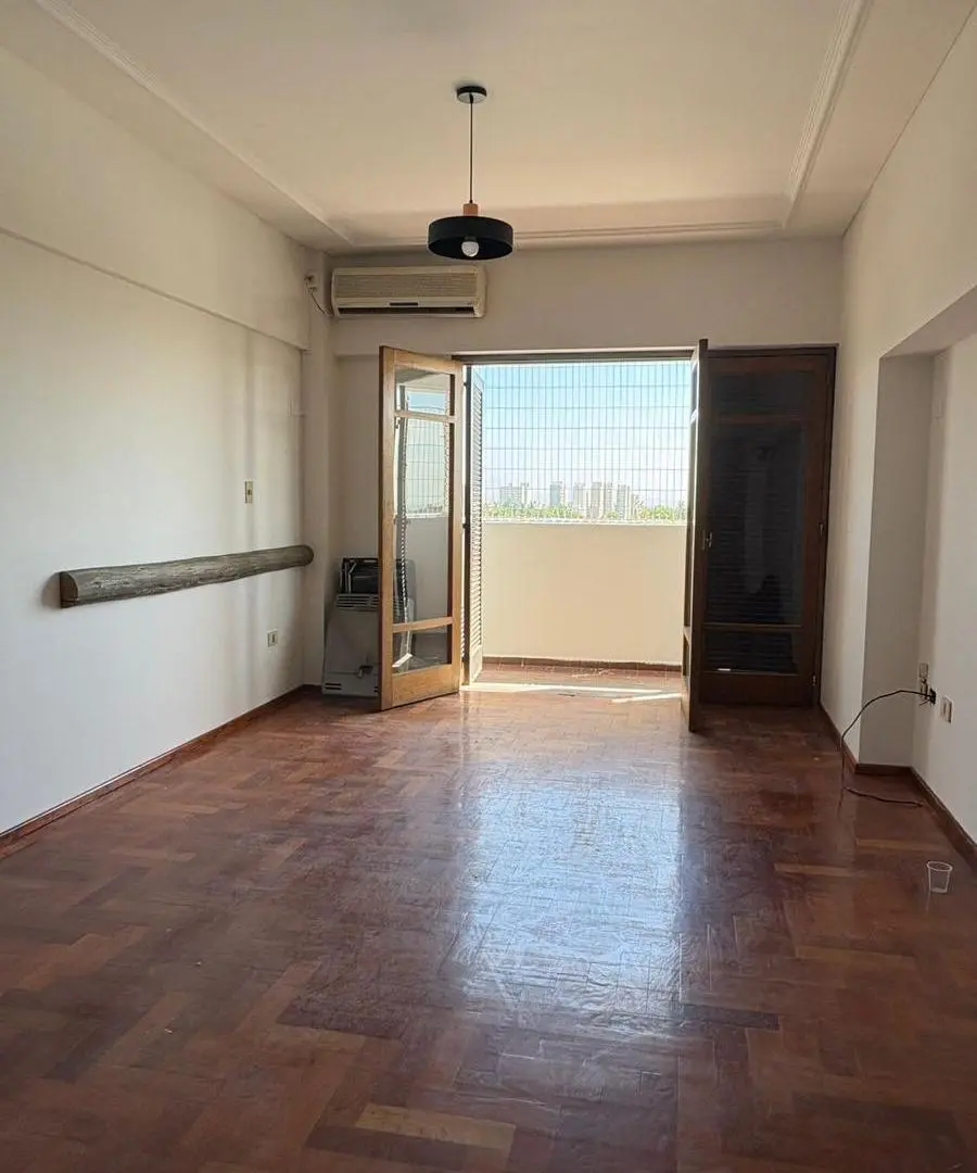 Departamento en venta calle Necochea 4