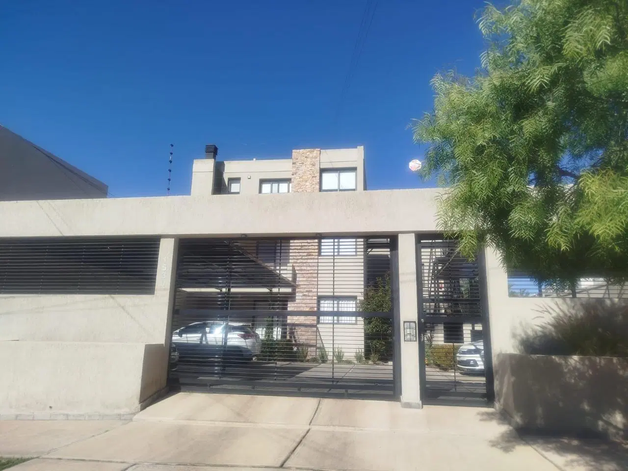 Departamento en Alquiler - Frente a Dalvian 3