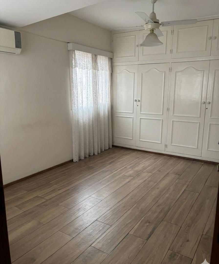 Foto de Departamento en venta en Centro de Mendoza | 3 dormitorios, cochera y, imagen 2