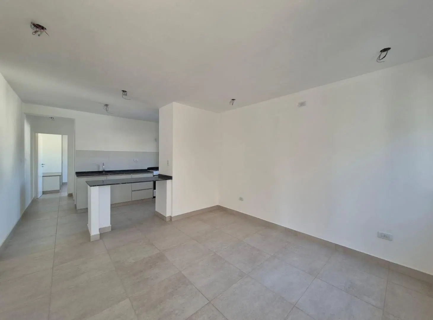 Dpto en Venta 2do Piso - Frente a Dalvian - Calle Dr Notti N° 10 2