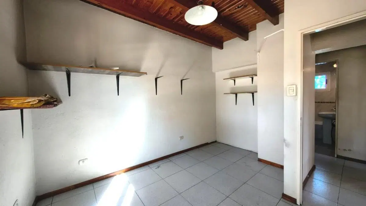 Departamento 3 dormitorios, 1 baño, Cochera y Terraza con churrasquera 4