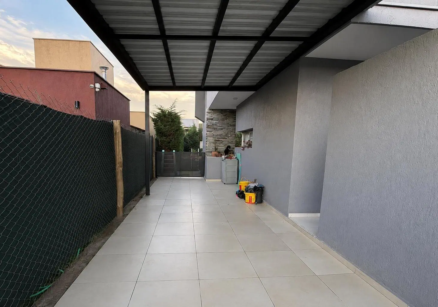 Casa en alquiler en barrio privado Lar de Vieytes II con pileta y seguridad 24 hs 3