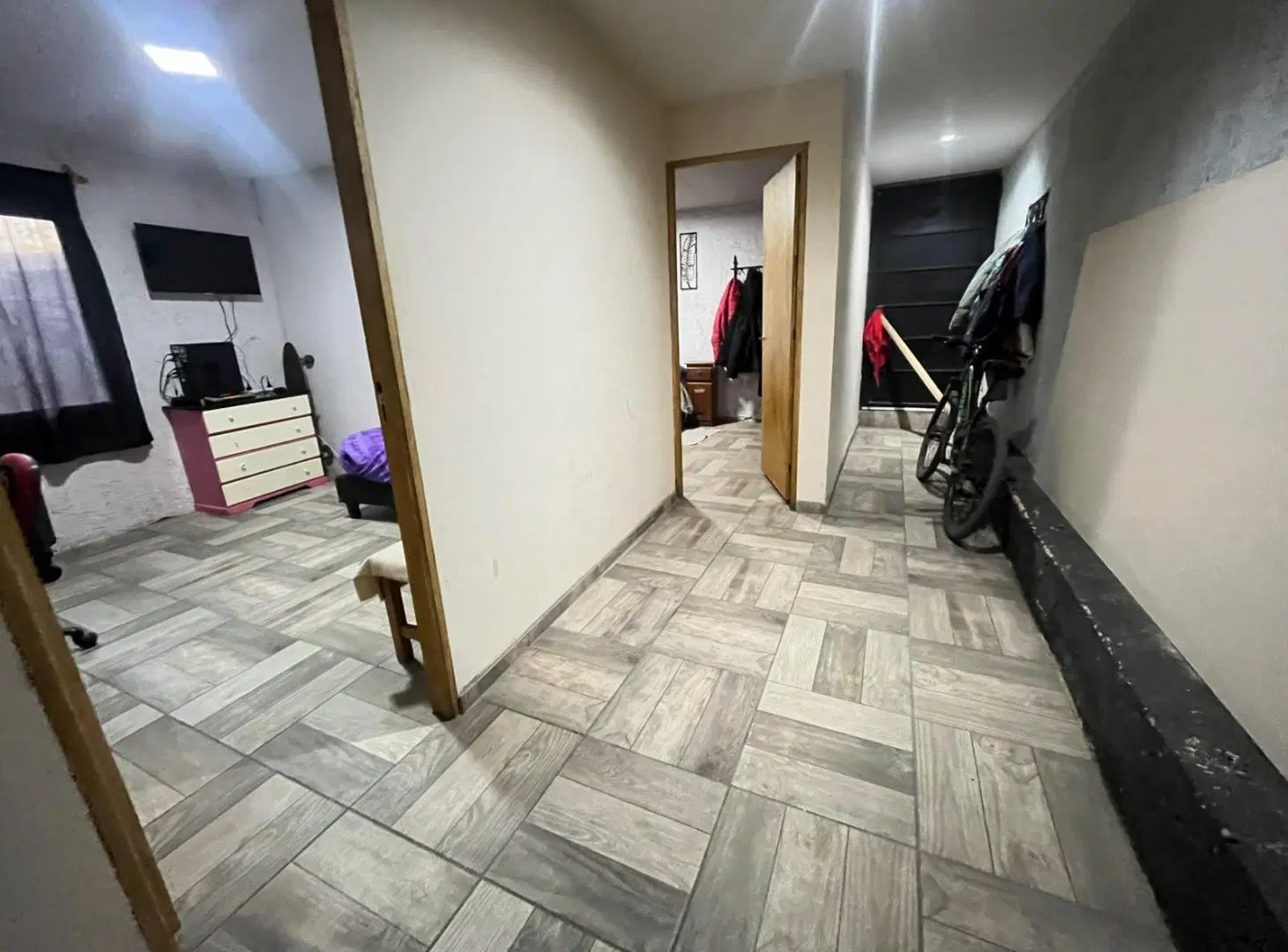Casa con quincho, pileta y departamento independiente en Las Heras - Mendoza. 4