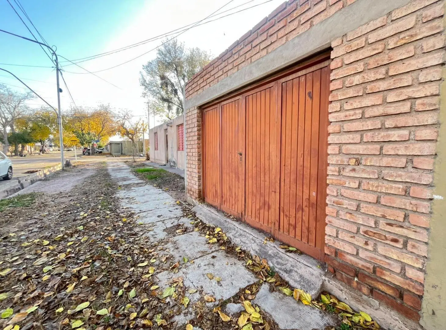 Casa en venta ideal inversión- Flipping inmobiliario en Barrio Ujemvi, Las Heras, Mendoza 2