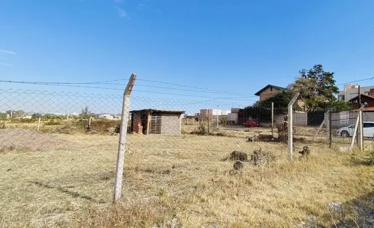 Venta Excelente Lote Esquina - Bº Sanidad 5