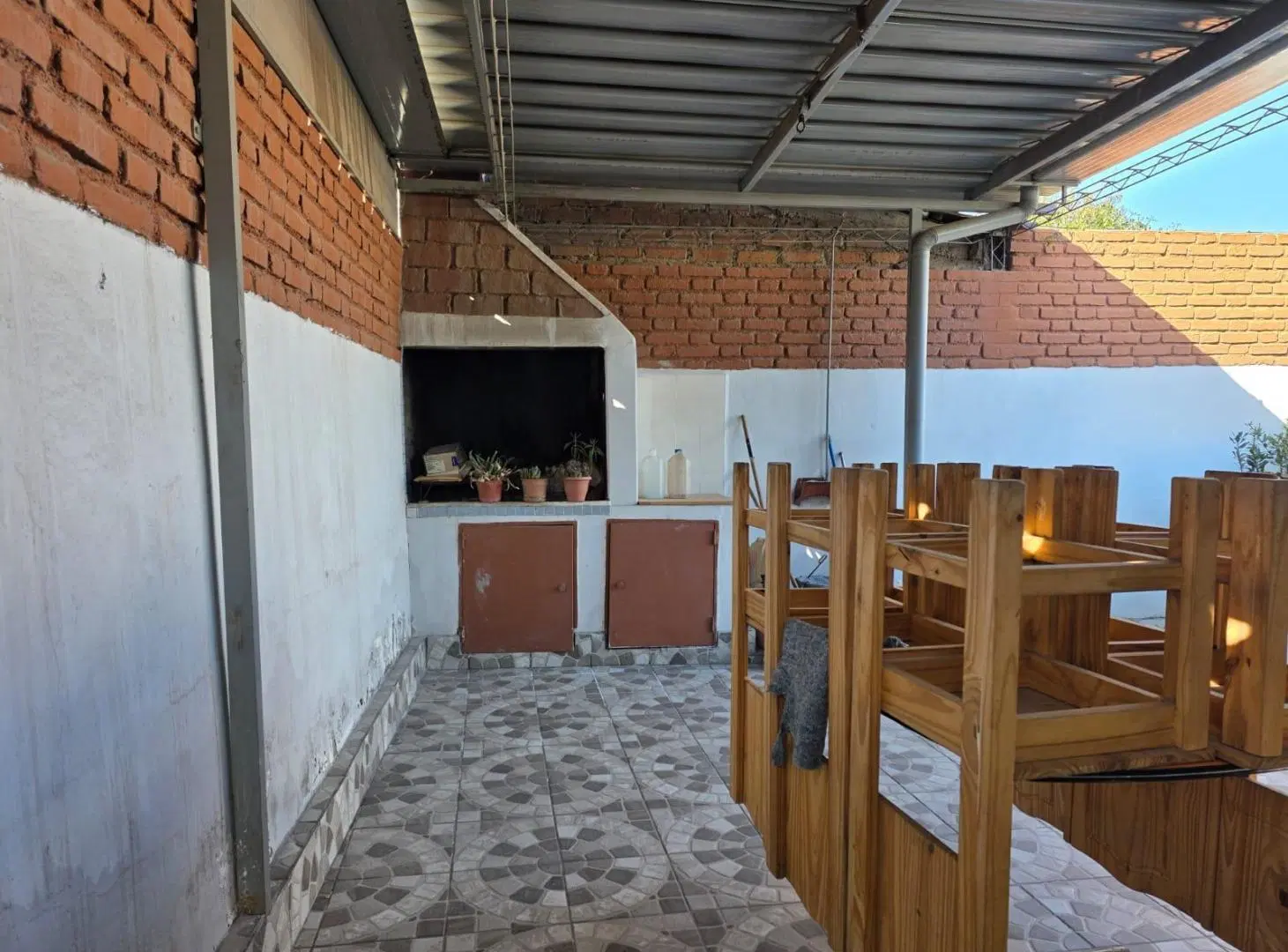 Alquiler casa Dorrego- cerca de La Paloma- 2 dormitorios -cochera- patio 8