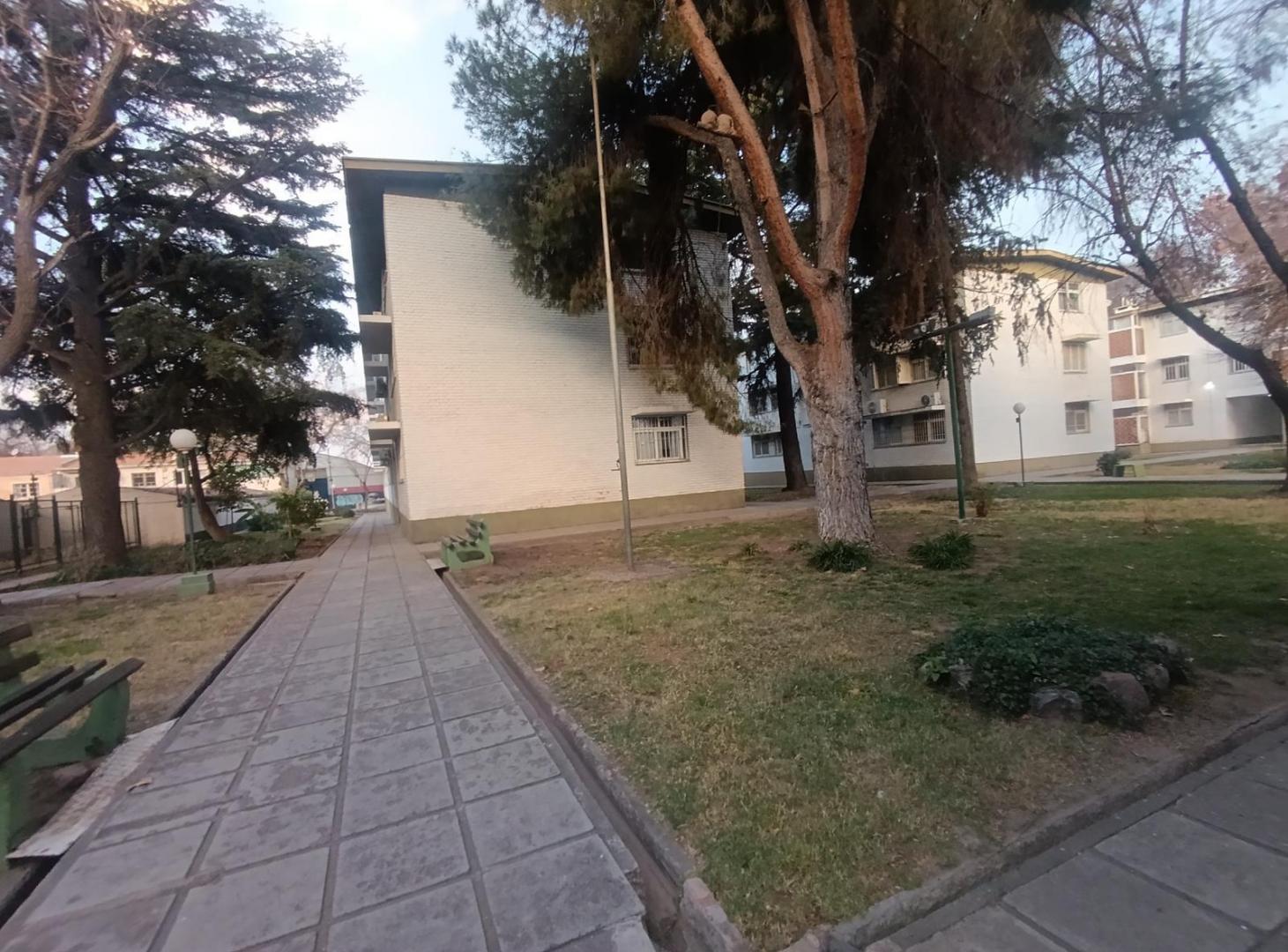 Foto de Departamento Remodelado con 2 habitaciones,cocina,living comedor,Sótano, imagen 3