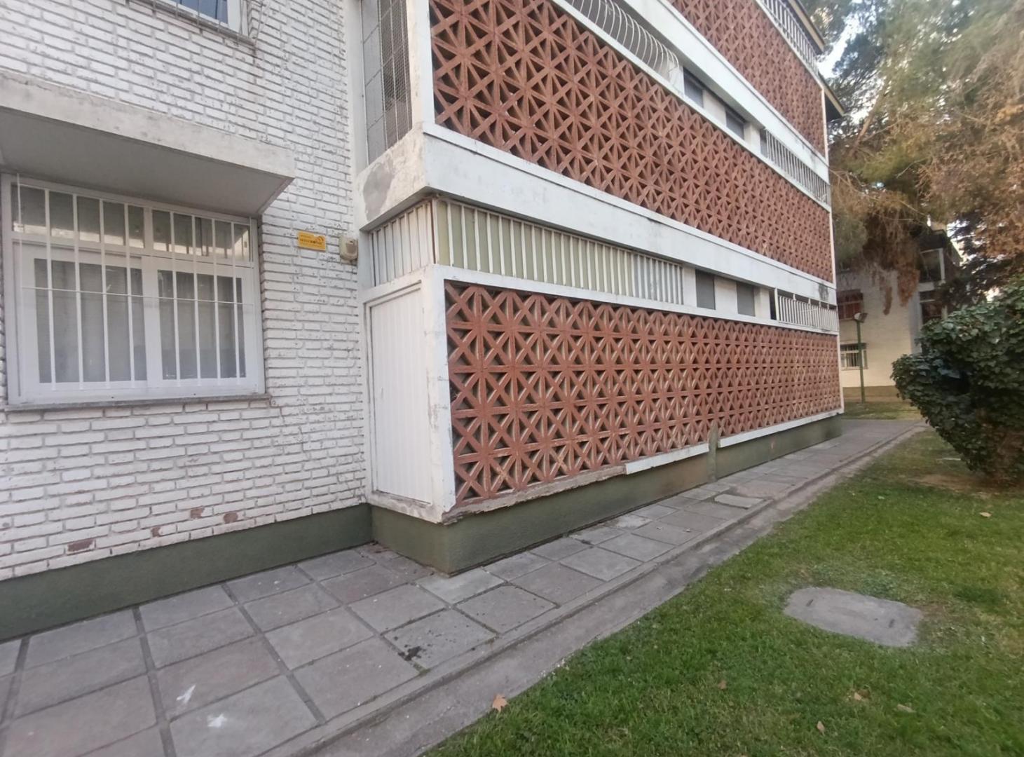 Foto de Departamento Remodelado con 2 habitaciones,cocina,living comedor,Sótano, imagen 4