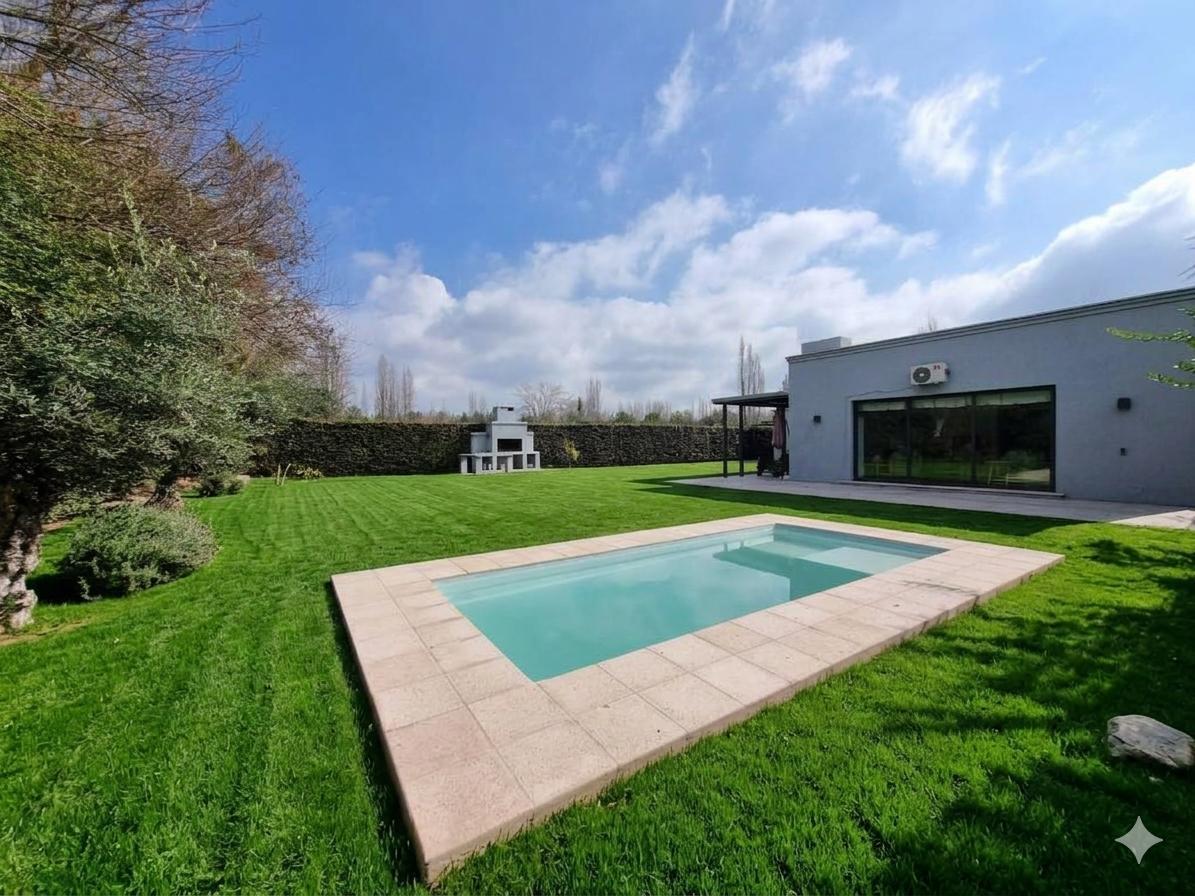 Foto de Venta Casa Barrio La Delia. Chacras de Coria. Lujan de Cuyo, imagen 2