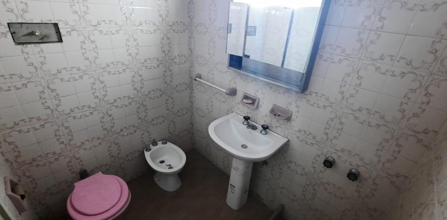 Foto de OPORTUNIDAD VENTA CASA AMPLIA B° AERONAUTICO LAS HERAS PATIO GRANDE, imagen 5